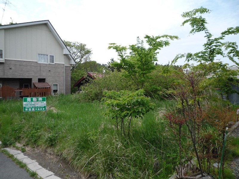2087　八戸市大字市川町字桔梗野上　土地 現地写真