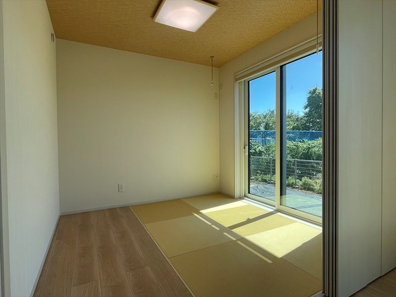 5472　上北郡おいらせ町下前田　中古住宅（オーナーチェンジ物件） 内観写真（リビング以外の居室）