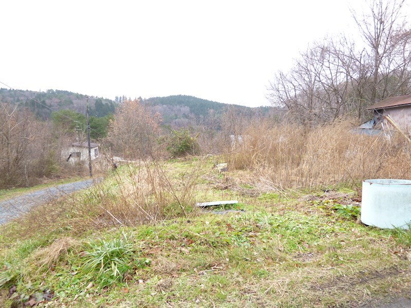 2241　青森県八戸市大字妙字犬森　土地 現地写真