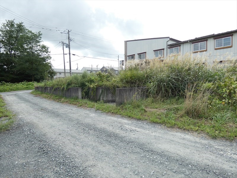 2429　三戸郡階上町蒼前西一丁目　土地 現地写真（前面道路含む現地写真）