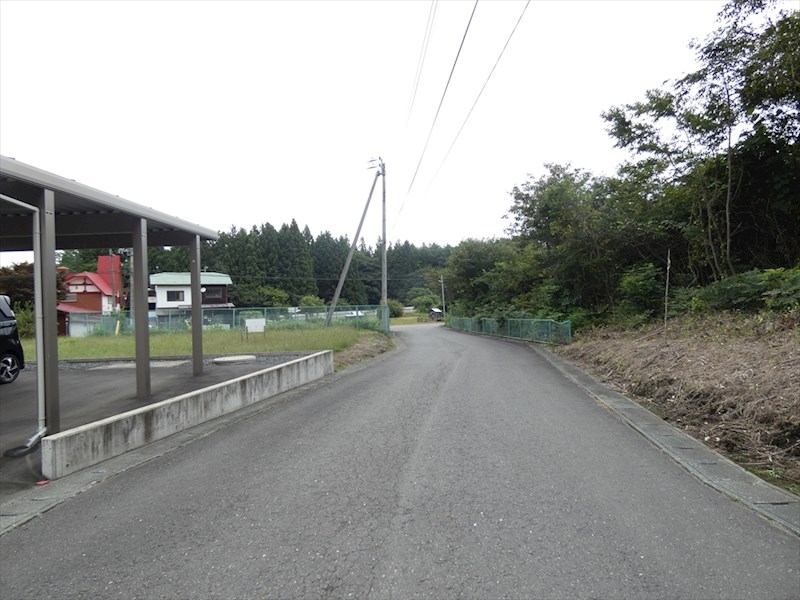 2465　三戸郡階上町大字道仏字天当平　土地 現地写真（前面道路含む現地写真）