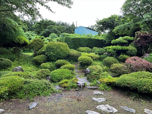 5293　三戸郡階上町大字平内字中屋敷　中古住宅 庭