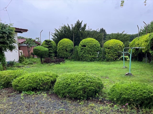5293　三戸郡階上町大字平内字中屋敷　中古住宅 庭