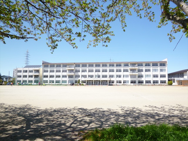 2473　八戸市下長４丁目　土地 八戸市立城北小学校