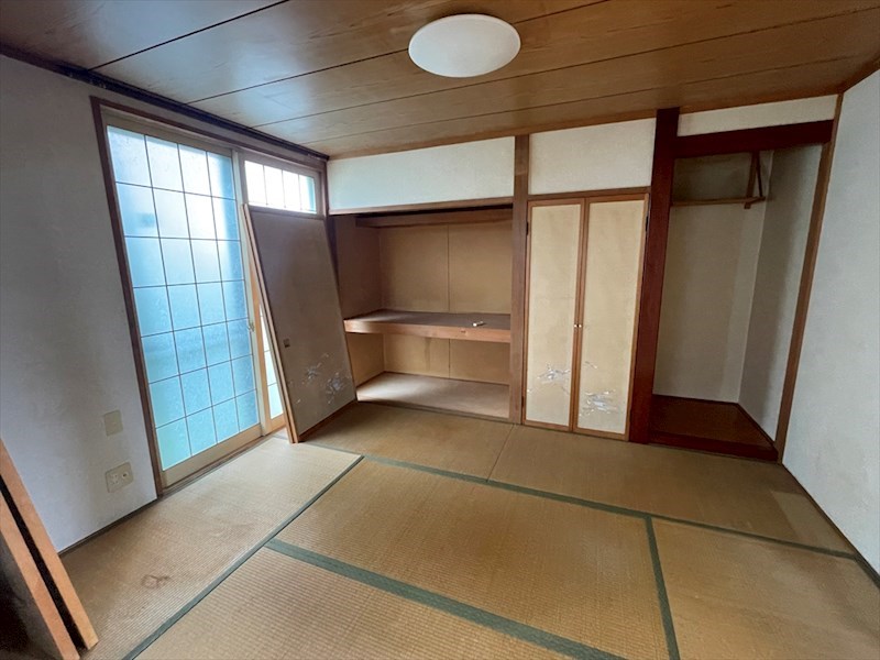 5463　八戸市大字鮫町字ハン木沢　中古住宅※ただいま商談中です 和室6帖