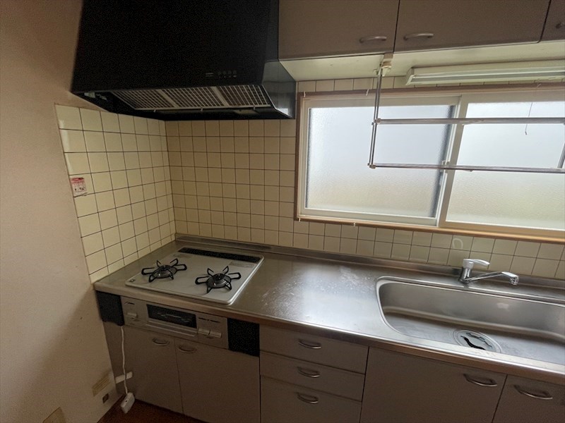 5463　八戸市大字鮫町字ハン木沢　中古住宅※ただいま商談中です 内観写真（キッチン）