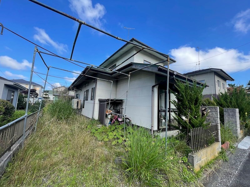 5471　上北郡六戸町小松ヶ丘4丁目　中古住宅※ただ今商談中です 現地写真