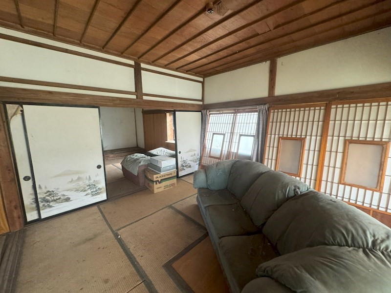 5475　三戸郡階上町大字平内字中渡　中古住宅 内観写真（リビング以外の居室）