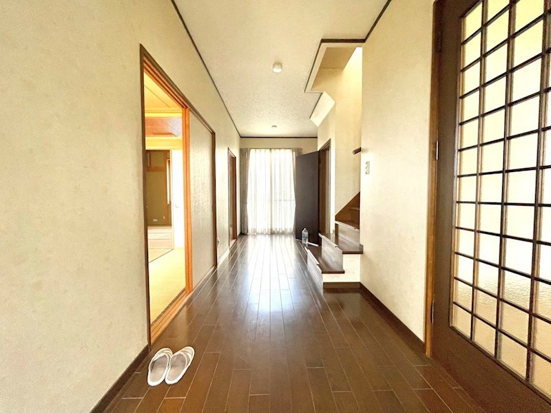 5476　十和田市東二十四番町　中古住宅※ただいま商談中です 1階廊下