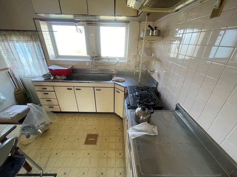 5480　三戸郡階上町大字道仏字耳ヶ吠　中古住宅※ただいま商談中です 内観写真（キッチン）