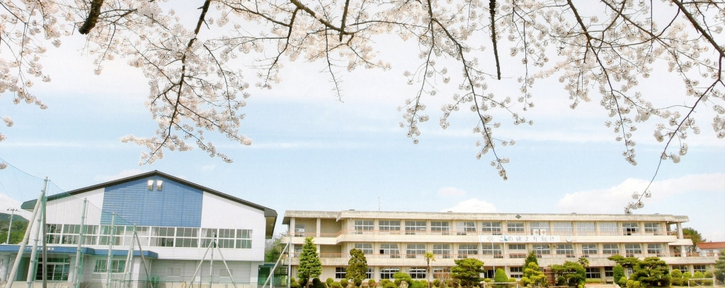 2176　三戸郡階上町蒼前西３丁目　土地 階上町立階上中学校