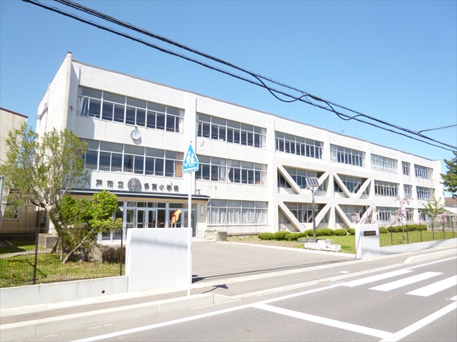 2133　八戸市大字市川町字南大谷地　土地 八戸市立多賀小学校