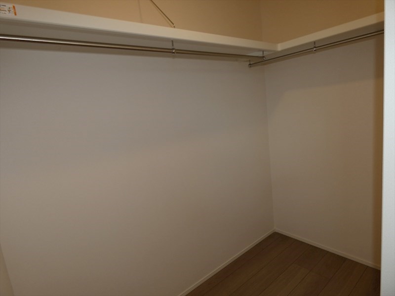 5495　十和田市西五番町DC・B棟※ただ今商談中です 内観写真（収納）