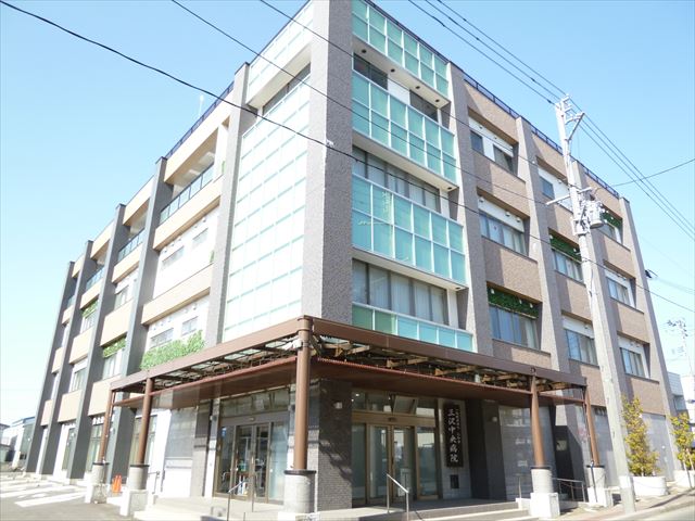 青森県三沢市中央町３丁目3-11 三沢中央病院