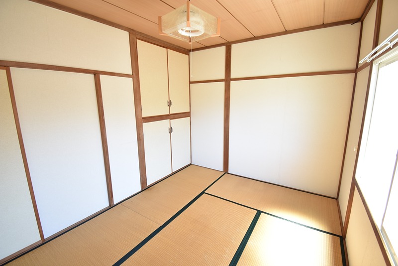 タウン下長  内装
