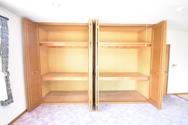 荒屋貸家 収納