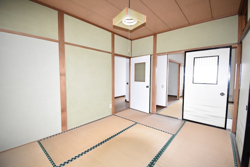 西沢アパート 内装