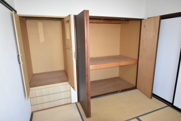 ウエストハイツＢ 収納