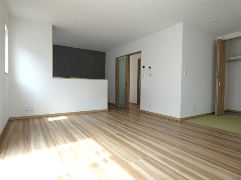 5402　サンガーデン長苗代No.11　新築住宅 内観写真（リビング）