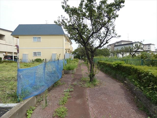 2473　八戸市下長４丁目　土地 前面道路