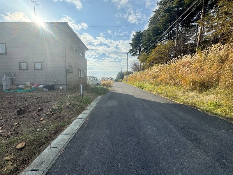2526　三戸郡階上町大字道仏字天当平　土地 現地写真（前面道路含む現地写真）