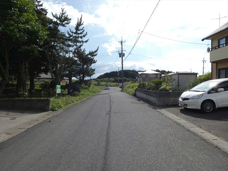 2533　上北郡おいらせ町洋光台3丁目　土地 現地写真（前面道路含む現地写真）