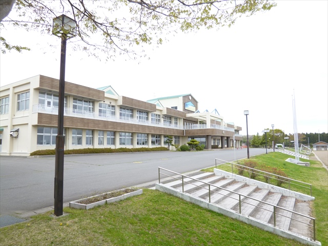 5350　三沢市大字三沢字南山・A棟　建売住宅 三沢市立第二中学校