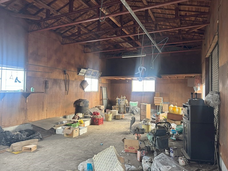 5397　六戸町大字下吉田字沼田　中古住宅 物置内観