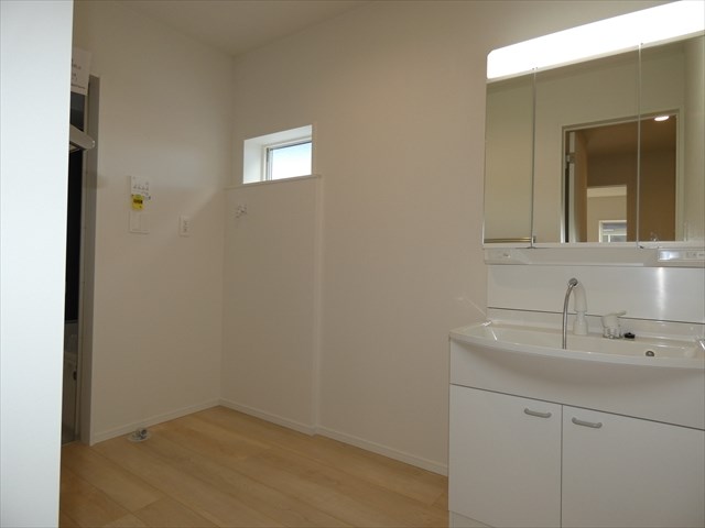 5450　クレイドルガーデン三沢市松園町第5　新築分譲住宅　1号棟※ただ今商談中です 内観写真（洗面台・洗面所）