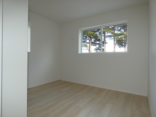 5450　クレイドルガーデン三沢市松園町第5　新築分譲住宅　1号棟※ただ今商談中です 洋室6帖（西側）