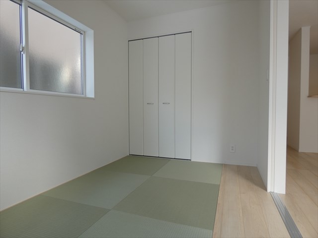 5452　クレイドルガーデン三沢市松園町第5　新築分譲住宅　3号棟※ただいま商談中です 洋風和室5帖