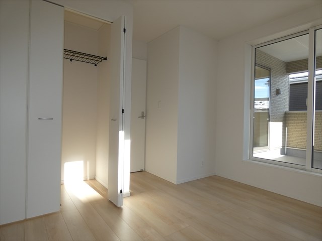 5452　クレイドルガーデン三沢市松園町第5　新築分譲住宅　3号棟※ただいま商談中です 洋室5.7帖