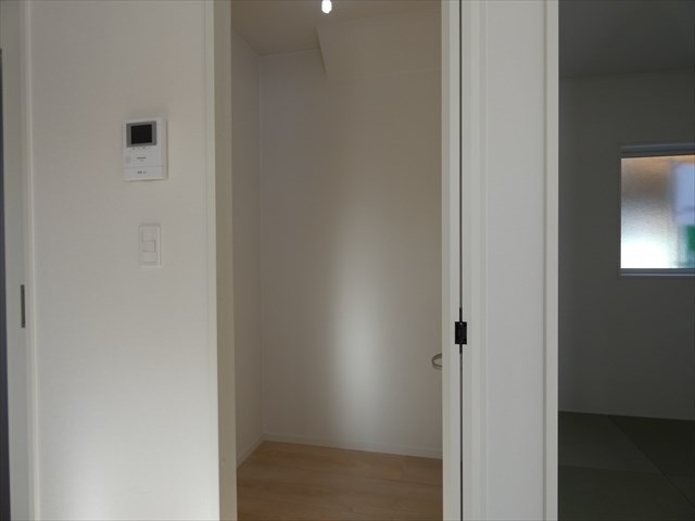 5455　クレイドルガーデン三沢市松園町第5　新築分譲住宅　6号棟※ただ今商談中です ファミリークローク