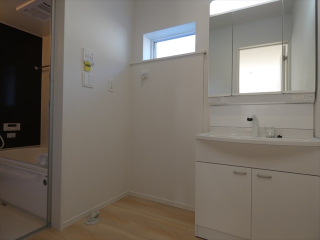 5455　クレイドルガーデン三沢市松園町第5　新築分譲住宅　6号棟※ただ今商談中です 内観写真（洗面台・洗面所）