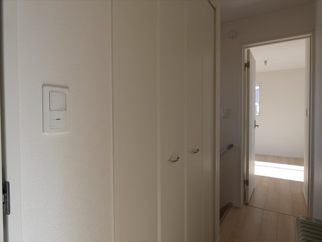 5455　クレイドルガーデン三沢市松園町第5　新築分譲住宅　6号棟※ただ今商談中です 廊下　2F