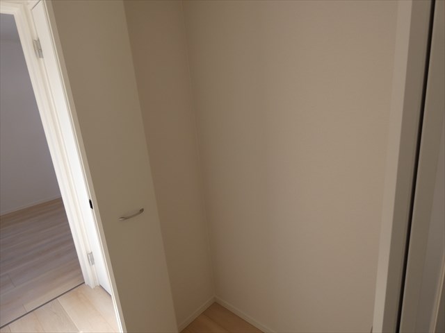 5455　クレイドルガーデン三沢市松園町第5　新築分譲住宅　6号棟※ただ今商談中です 内観写真（収納）