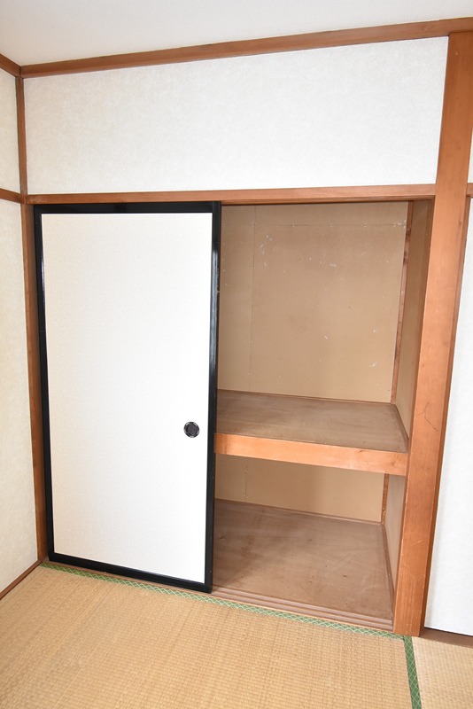 コーポラスワタナベⅡ 収納