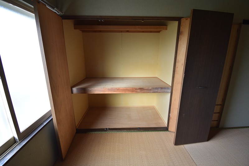 ウェストハイツA 収納