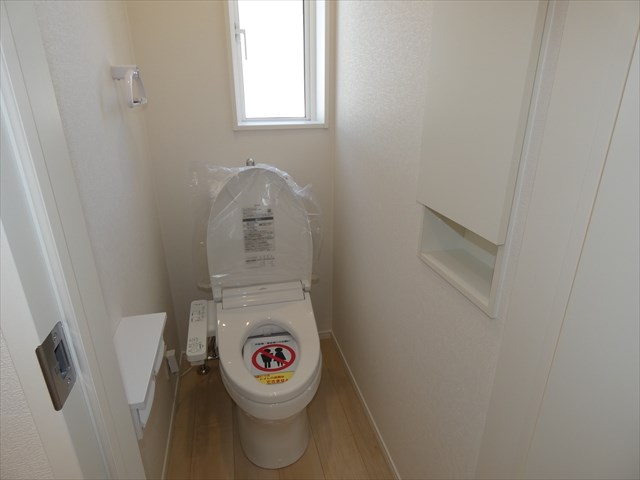 5453　クレイドルガーデン三沢市松園町第5　新築分譲住宅　4号棟※ただ今商談中です 内観写真（トイレ）