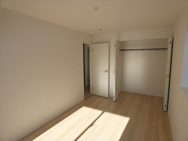5454　クレイドルガーデン三沢市松園町第5　新築分譲住宅　5号棟※ただいま商談中です 洋室7.5帖