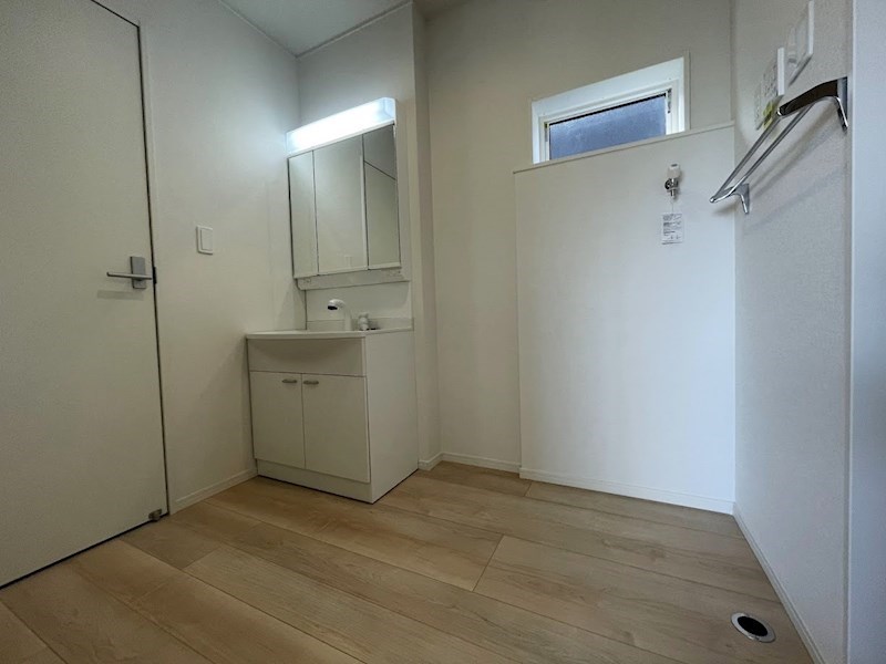 5469　クレイドルガーデン八戸市沼館第6・2号棟※ただいま商談中です 内観写真（洗面台・洗面所）