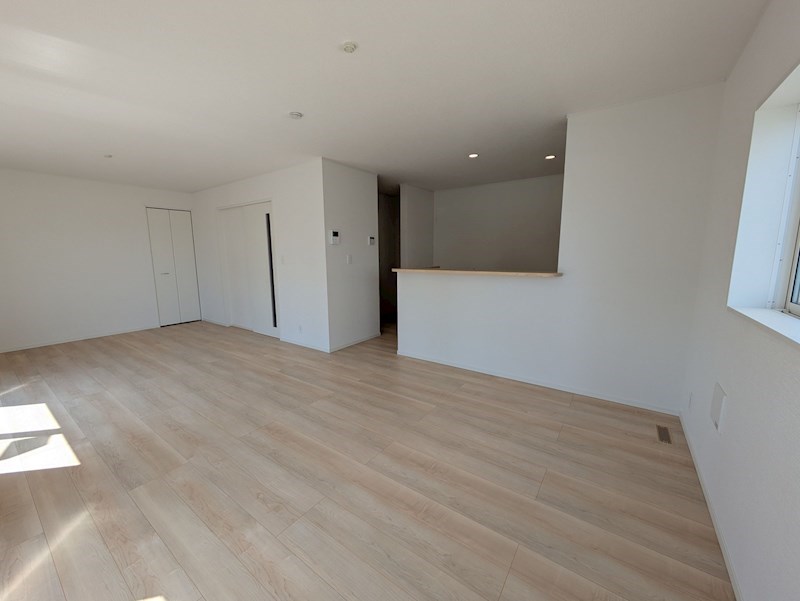 5490　クレイドルガーデン八戸市尻内町第14　新築分譲住宅　5号棟※ただ今商談中です 内観写真（リビング）