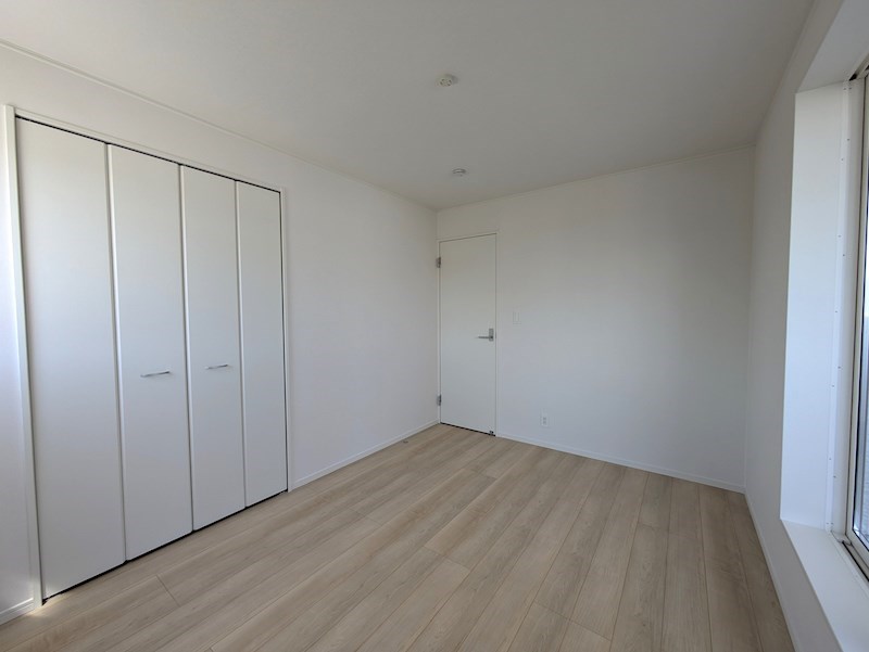 5491　クレイドルガーデン八戸市尻内町第14　新築分譲住宅　6号棟※ただいま商談中です 洋室6帖（バルコニー側）