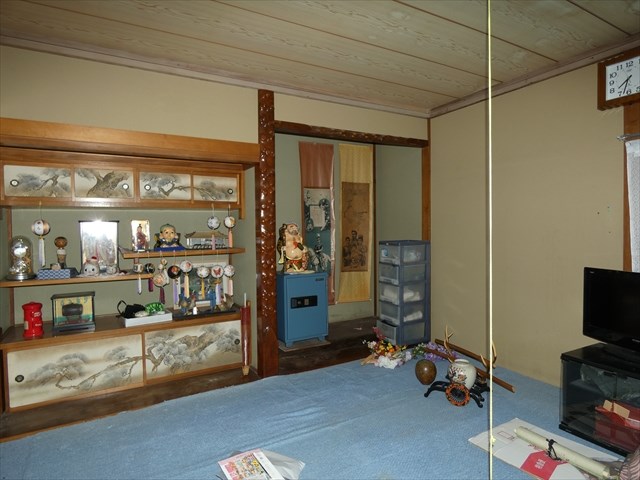 5508　八戸市大字鮫町字堀込下　中古住宅※ただ今商談中です 内観写真（リビング以外の居室）