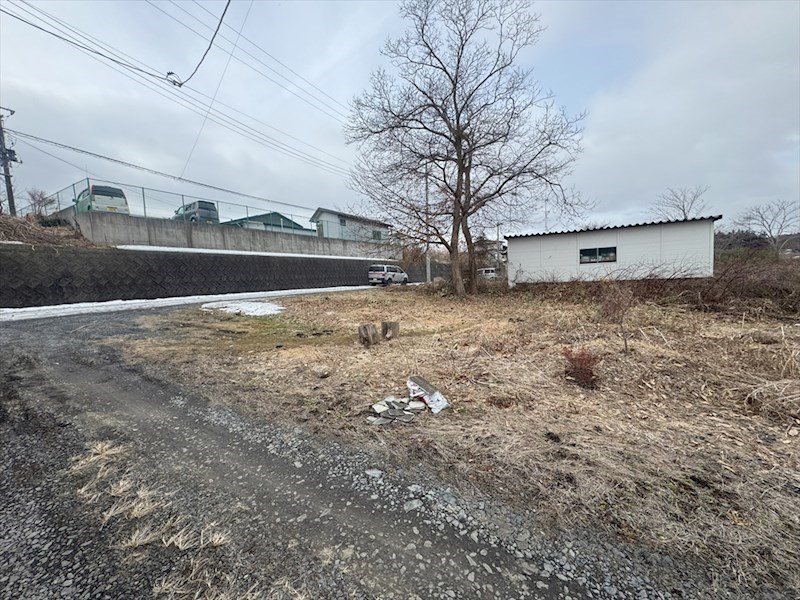 2565　八戸市大字大久保字大塚　土地 現地写真