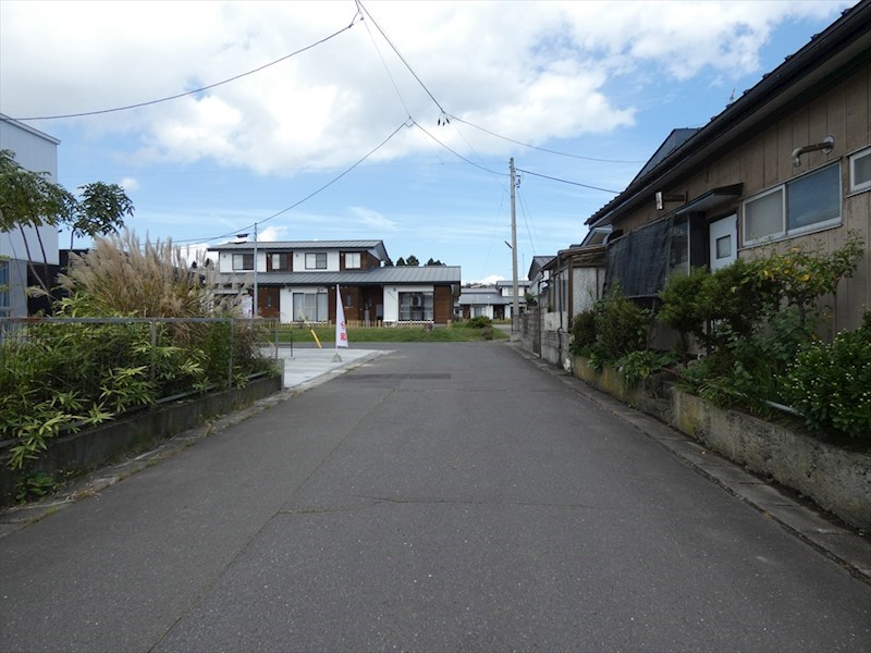 5521　八戸市多賀台三丁目DC・B棟※ただ今商談中です 現地写真（前面道路含む現地写真）
