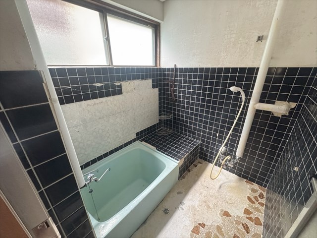 5525　八戸市大字沢里字休場　中古住宅 内観写真（浴室）