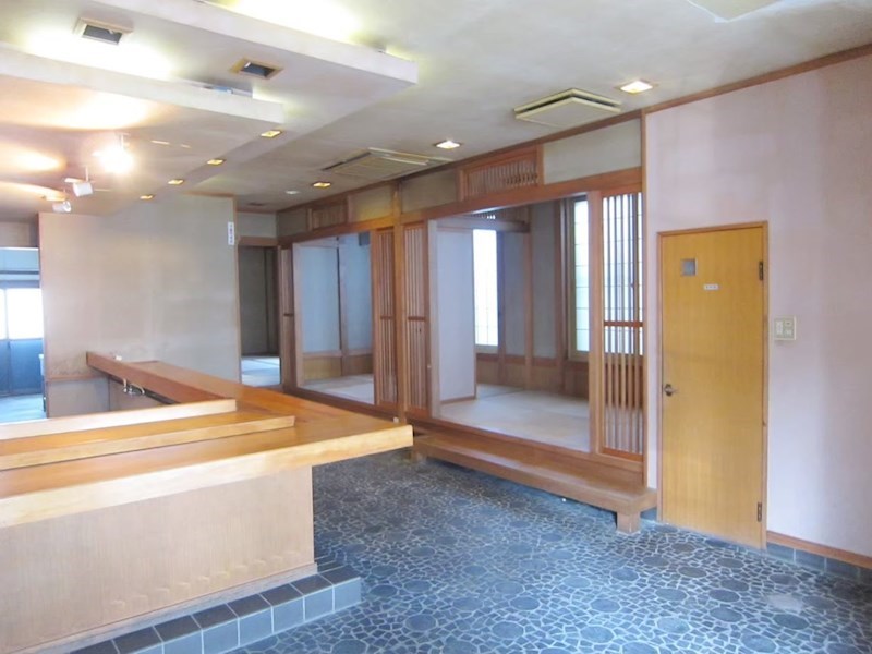5560　八戸市多賀台2丁目　店舗 その他
