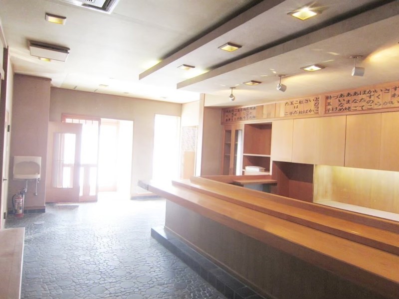 5560　八戸市多賀台2丁目　店舗 その他